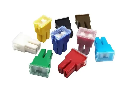 0825 fusible hembra 30amp